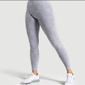 Gymshark camo seamless leggings light gray Size S